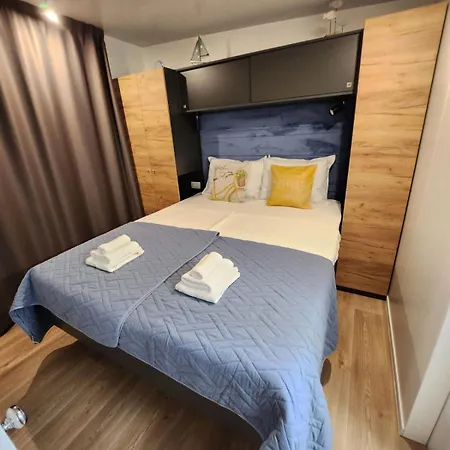 Mobile Dea Tatil Evi