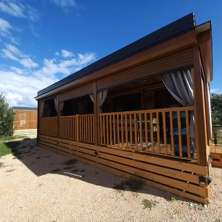 Holiday home Mobile Dea *